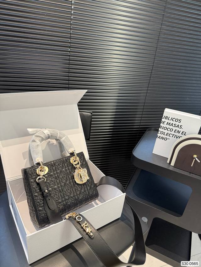 With Folding Box Dior Lady Dior Bag Sdior Lady Dior Bag Is So Beautiful! Eleganc