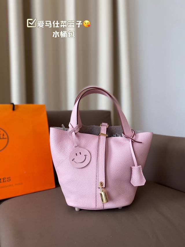 Folding Box, Calfskin~ If You Can Only Carry One Bag When You Go Out, It Must Be