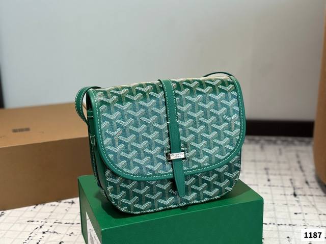 Comes With A Folding Box. Goyard Messenger Bag For Men And Women!The Fit Is Abso