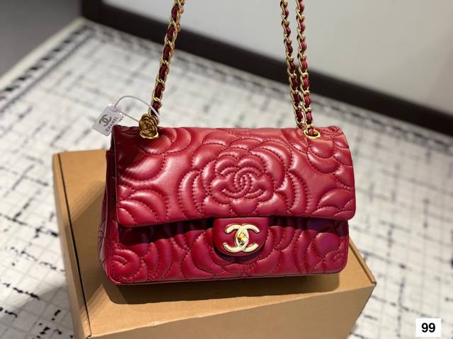 Cf Chane*-Cf Classic Collection, A Must-Have For All Seasons. The