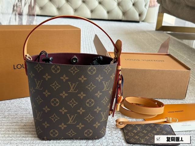 Replica Edition With Box New Model Size: 17 X 18 Cm L-Series New Arrival Bucket