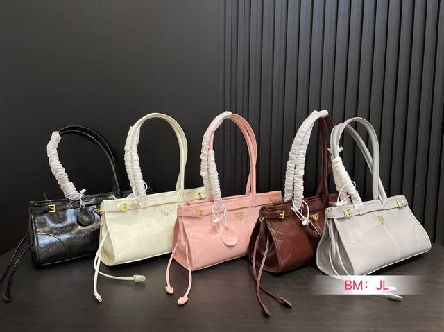 With Box High-End Prada Soft Lux Waxed Leather Hobo Bag With Long Handles Can Be