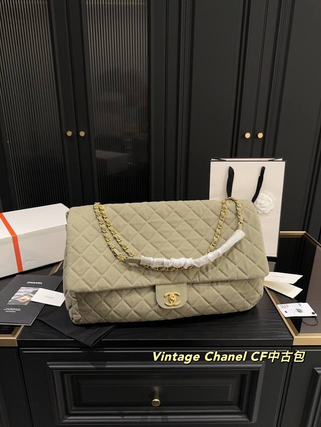 Large Size 43.30 Chanel Vintage Cf Vintage Bag