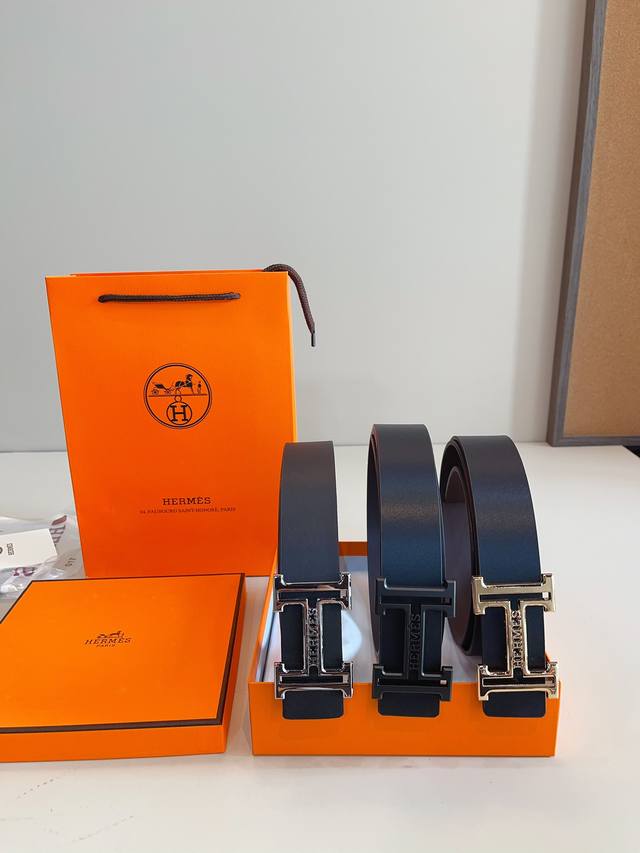 Elegant Gift Box Packaging Perfect For Gifting To Boyfriends, Fathers, Or Yourse