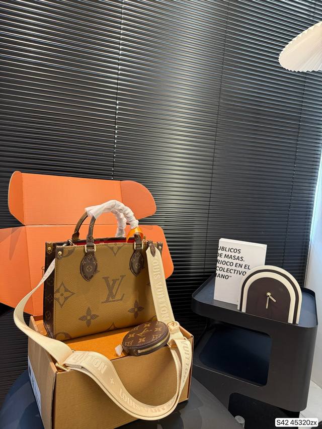 Comes With A Foldable Airplane Box Lv Onthego Jungle Tote With Simple, Sleek Lin