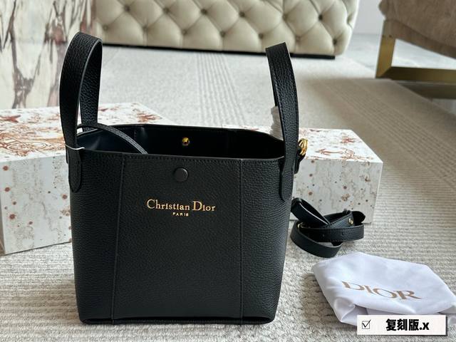 Comes With A Box. This Signaturea Bucket Bag Is A New Release From The 2025 Spri