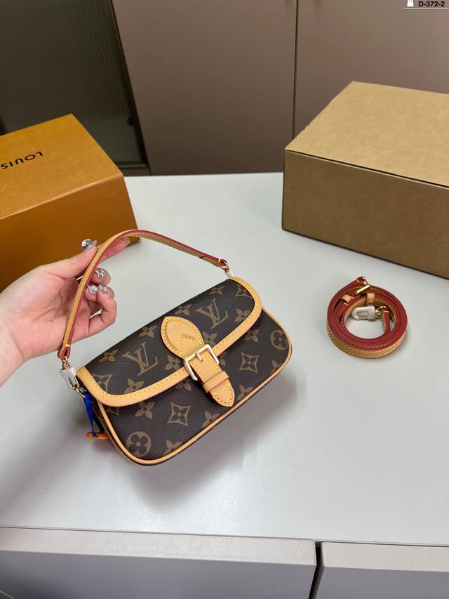 Chip Version Louis Vuitton Baguette Mini Baguette Super Cute Can Be Carried By H