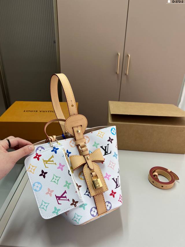 Chip Version Decorative Lock Without Key Lv Louis Vuitton Vintage Bucket Bag D-3