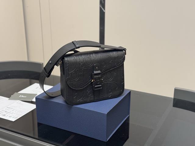 Comes With A Folding Box. Size: 23.18 Cm. Dior Homme Messenger Bag. So Stylish!