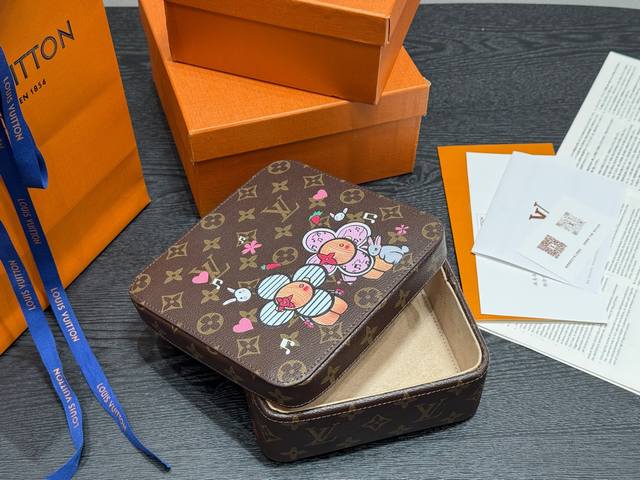 Gift Box Packaging Lv Square Gift Box Storage Box, Can Be Used As A Jewelry Box