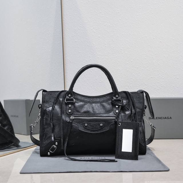 Authentic Grade Balenciaga*Le City Tears Of The Times The Most Iconic Handbag Le
