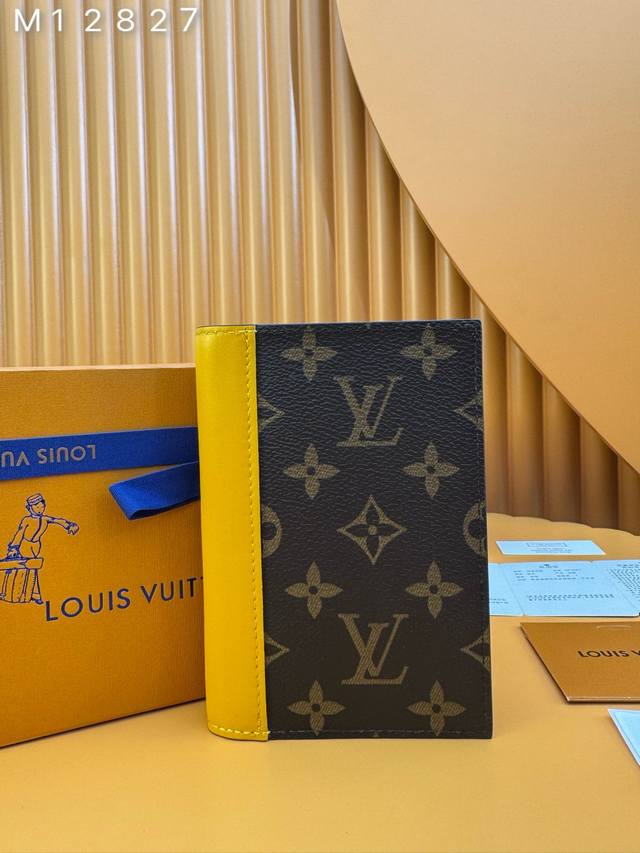 Original Leather M12827 [Official Chip Version] This Louis Vuitton Classic Passp