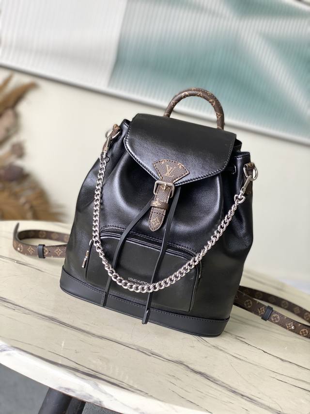 Top Layer Leather Original M12587 This Small Montsouris Backpack Is Made Of Shin