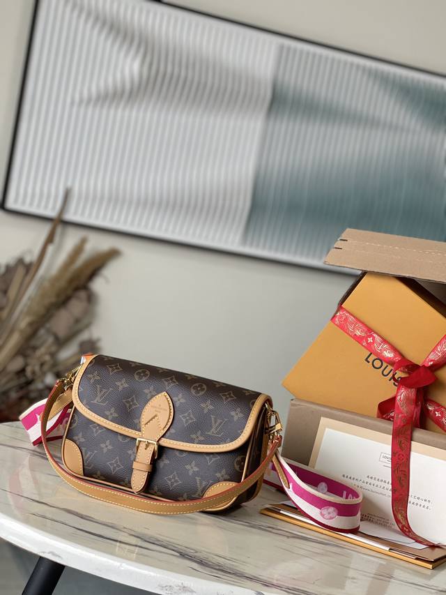 Top Layer Leather, Top Grade, Original, M 49, Support Counter Inspection, Duty-F