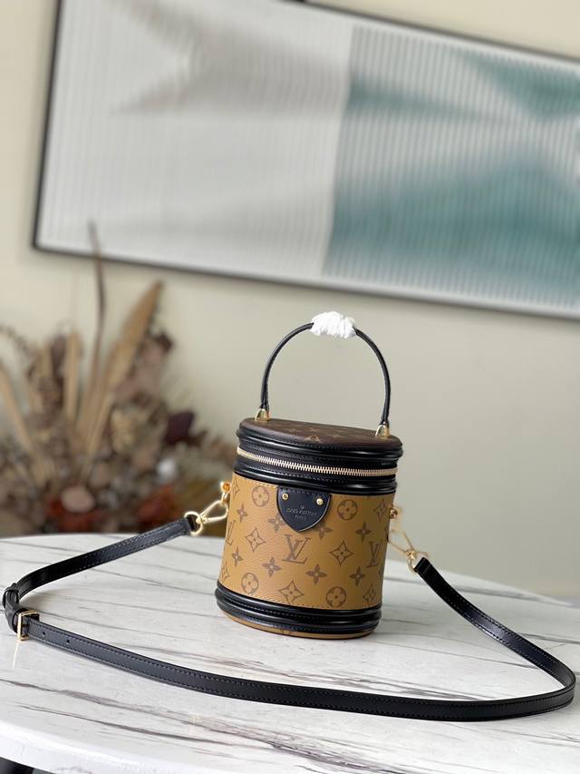 Steel Hardware Top-Grade Original M43986 Cosmetic Barrel Bag Is A Catwalk Model,