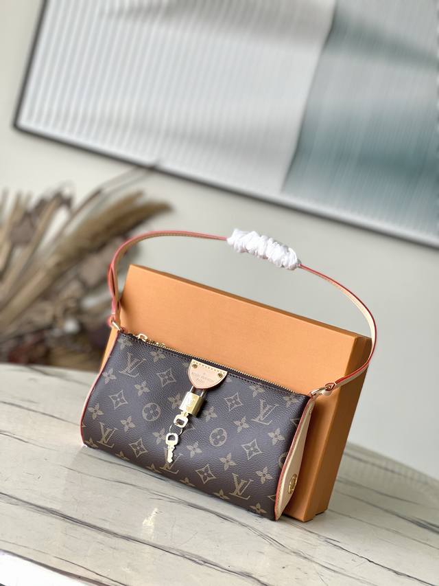 Top Original M47123 Pochette Tirette Handbags Are Shaped With Monogram Canvas, O