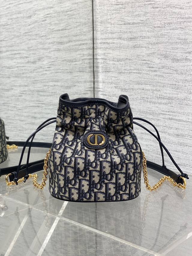 Top Original Order With Full Packaging The Latest Lucky Bag In Miss Caro Series,