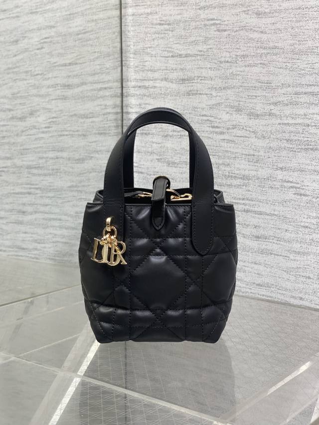 Original Factory With Full Set Of Original Packaging Black In Stock Toujours Ver