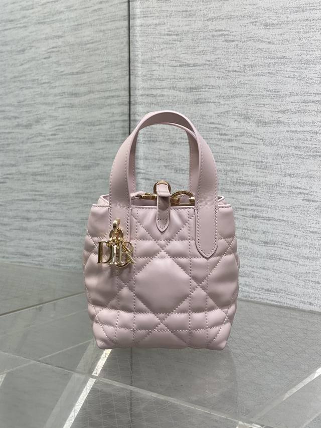 Original Factory With Full Set Of Original Packaging Sweet Pink In Stock Toujour