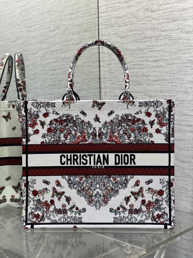 Original Quality With Full Set Of Original Packaging Large Size In Stock Tote Ne