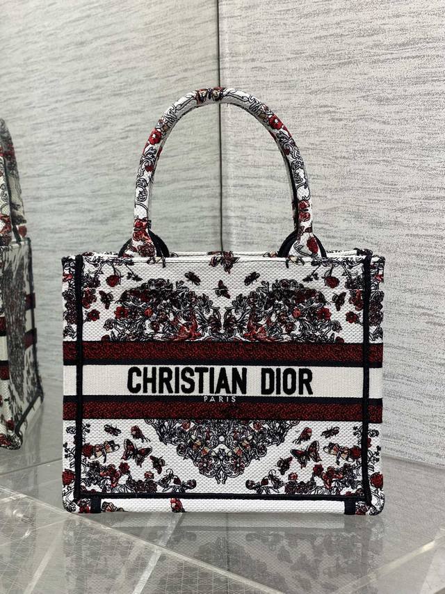 Original Quality With A Full Set Of Original Packaging Small Size In Stock Tote'
