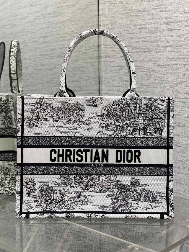 Original Quality With Full Set Of Original Packaging In Stock Tote's Latest Autu