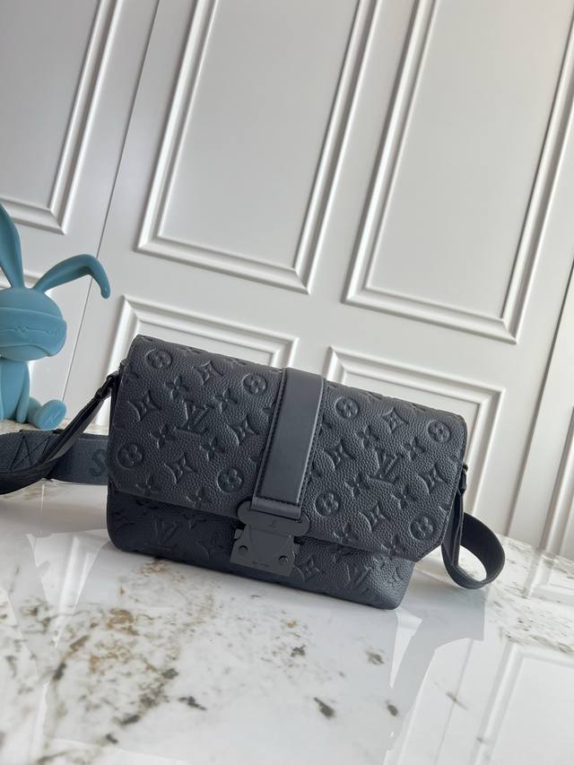 Chip Version Top Original M46794 Black Flower M23741 Embossed S-Cape Messenger B