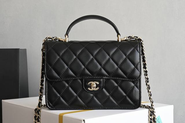 Platinum Edition Authentic Packaging As Shown New Arrival 3-In-1 Chain Backpack
