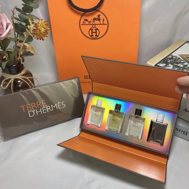 High-End Quality Q Version Hermes Terre Perfume Travel Set Of Four Gift Boxes, 5
