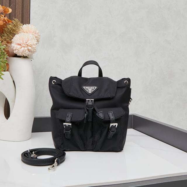 Comes With A Box, A Prada Backpack That Can Be Used For A Lifetime Is Recommende