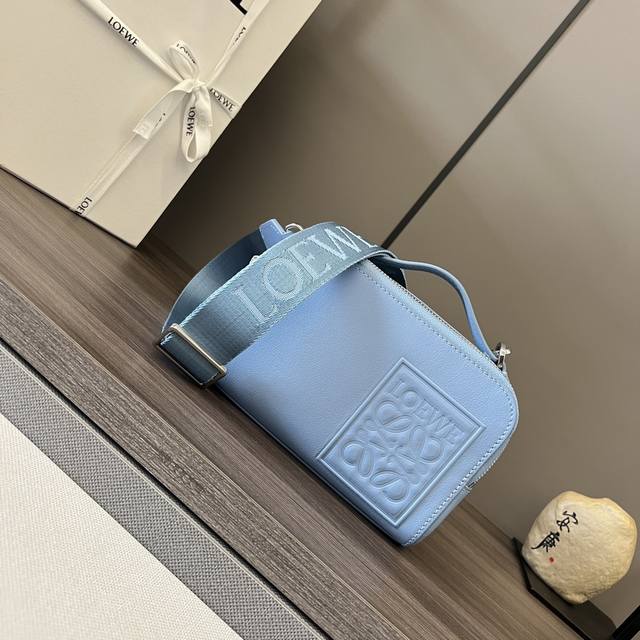 New Small Box Camera Bag, Same Style For Men And Women, Horizontal Camera Bag, A