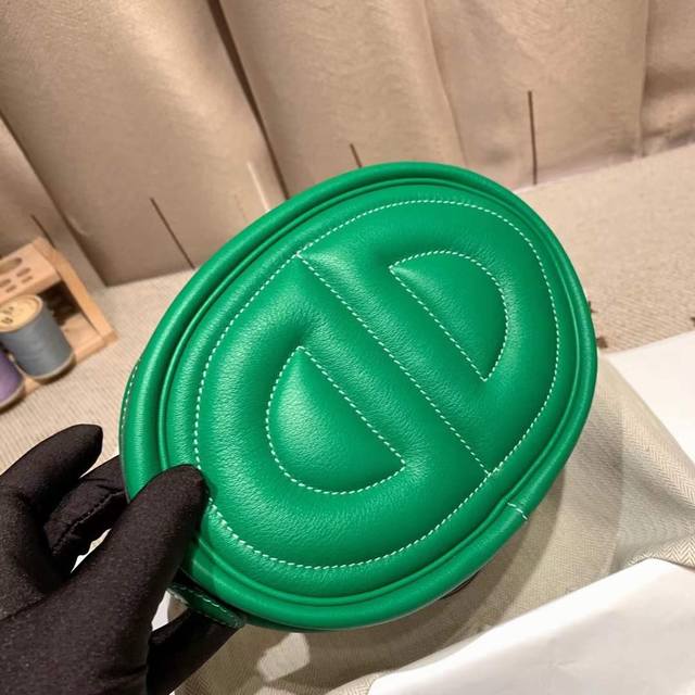 In The Loop Pig Nose Waist Bag Genuine Development!! Swift 1K Bamboo Green Silve