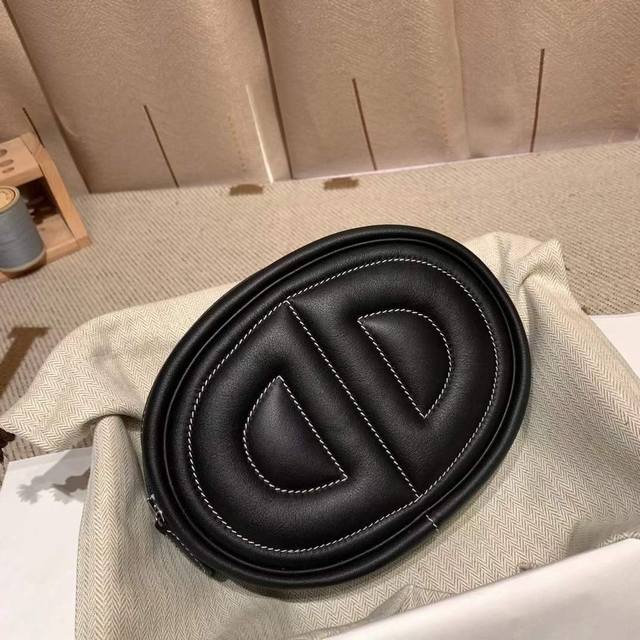 In The Loop Pig Nose Waist Bag Genuine Development!! Swift 89 Black And Silver N