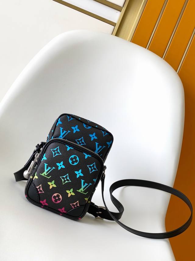 M13898 Top Original Dynamic Code Change In Its Latest Collection, Pharrell Willi