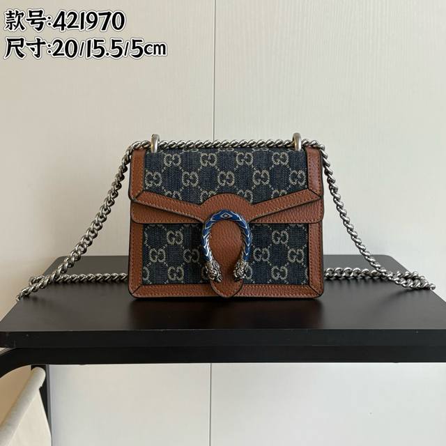 Real Shot# Style Number: 42 Blue Denim Size: 2015.55Cm The Classic And Timeless