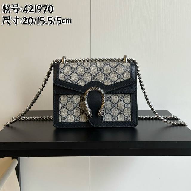 Real Shot# Model Number: 42 Blue Glue Size: 2015.55Cm The Classic And Timeless D