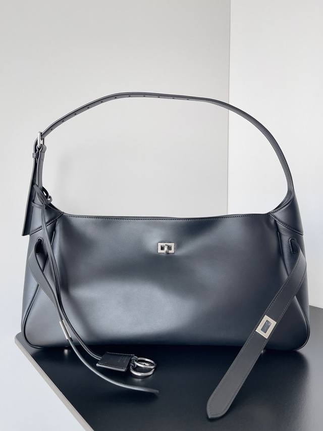 Authentic Balenciaga Bel Air Hobo The New Bel Air Hobo Debuted In Balenciaga's W