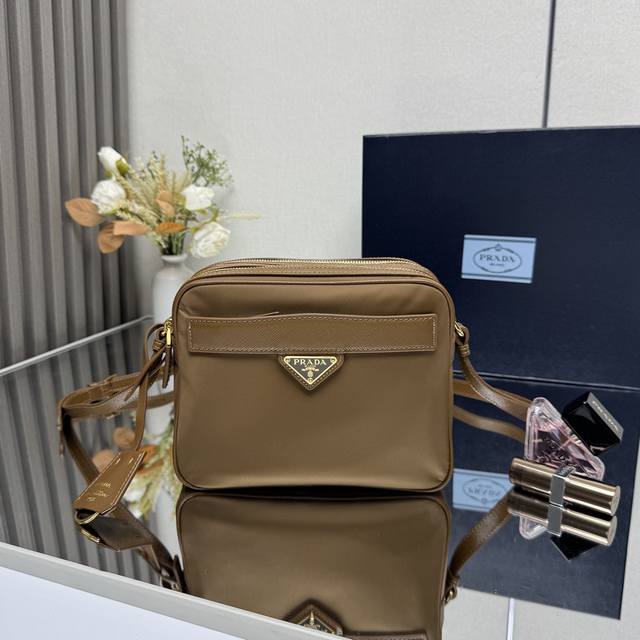 Genuine Top Original Counter Latest Cloth Bag 1Bh218 Has Arrived. Made Of Import