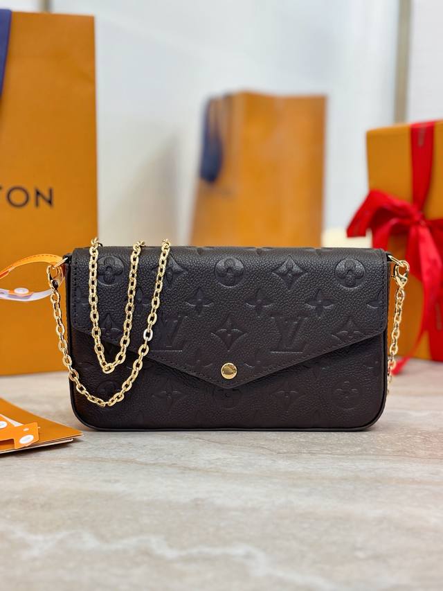 Pochette F Licie Chain Bag M14193 Chocolate This Pochette F Licie Chain Bag Is M