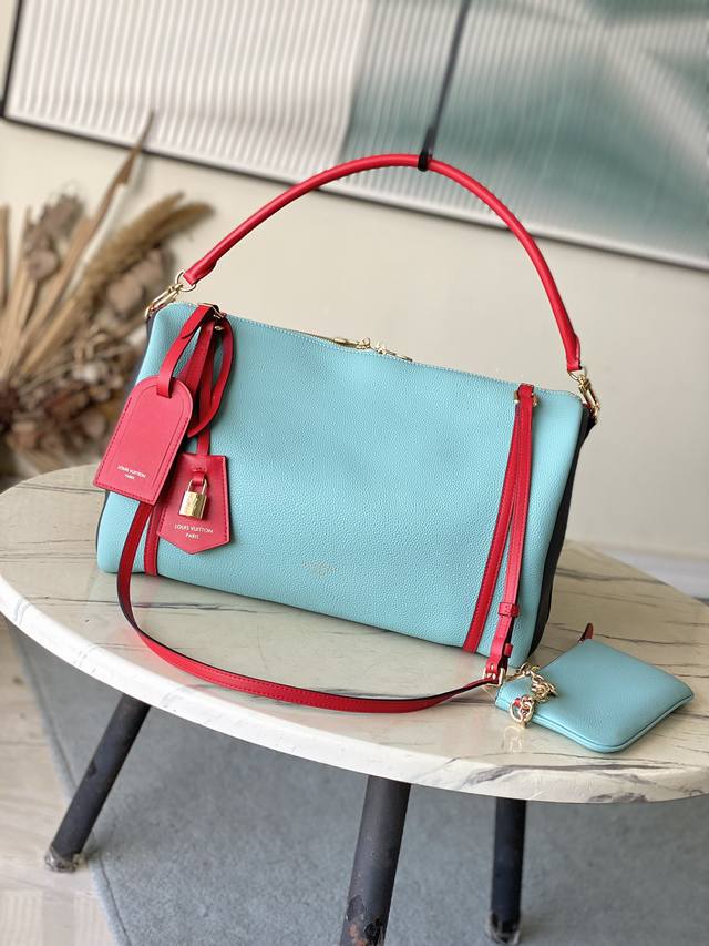 Top Original M13668 Macaron Blue Louis Vuitton 2025 Fall/Winter Collection. Crea