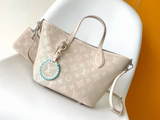 M24562 The Top Original Blossom Small Handbag Is Made Of Soft Reverse Perforated