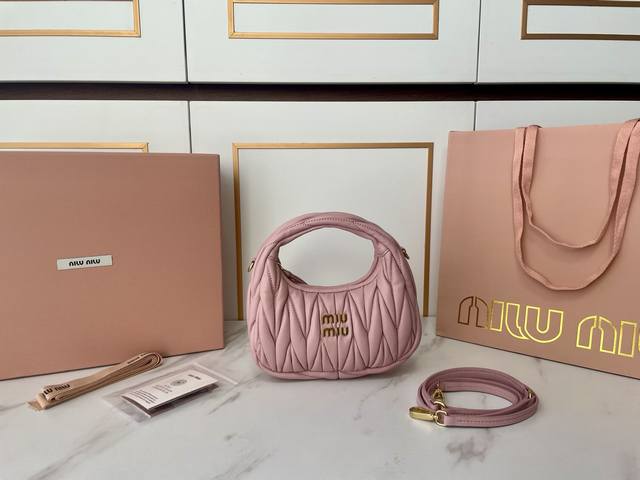 8205B: Miumiu's New Mini Miuwander Handbag, Made Of Imported Lambskin, Classic B