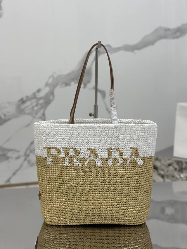 Fiber Tote Bag Small Size This Fiber Tote Bag Is Designed With Imported Raffia A