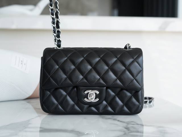 Classic Flap Classic Flap Bag Black Sheep Silver French Imported Lambskin, Delic