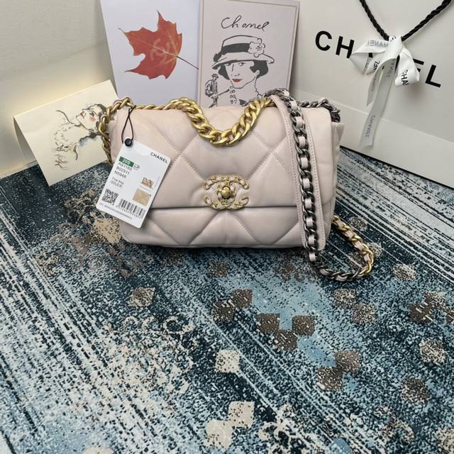 Color: Light Pink! Chanel New Model: As1160 Autumn And Winter Large Diamond Tofu