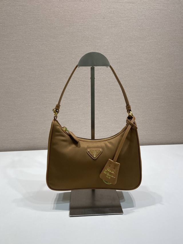 With Counter Packaging Upgraded Version Hobo1N204M Gold Hardware This Re-Edition