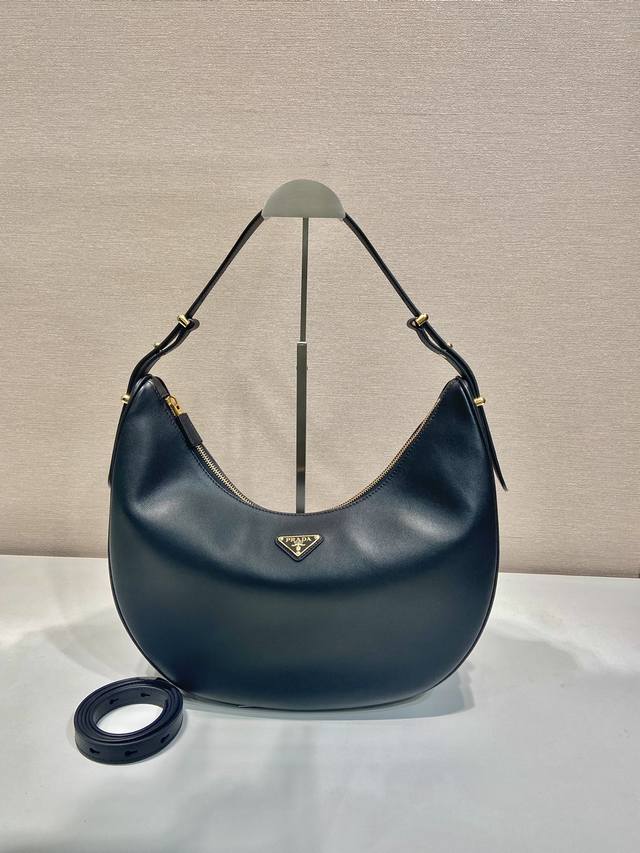 With Counter Packaging Large Moon Handbag 1Bc212 Large The Design Of This Should