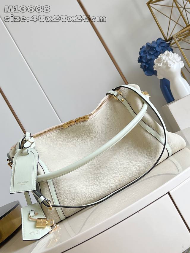 Factory Price P Top Original M13668 Creamy White Louis Vuitton 2025 Fall/Winter