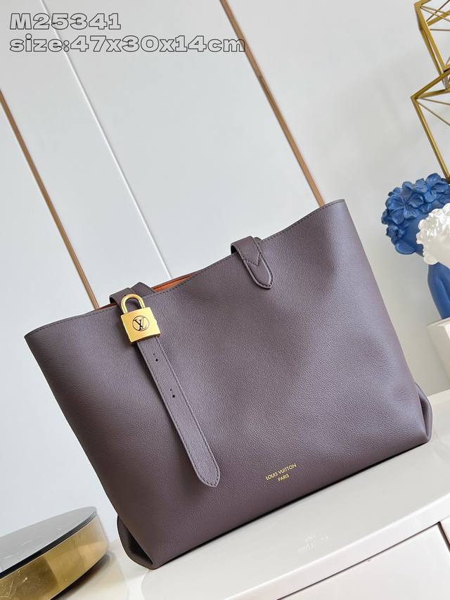 Factory Price P Top Original M25341 Chocolate This Low Key Cabas Medium Handbag