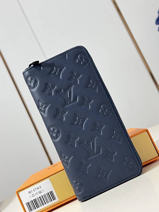 Factory Price P Top Original M14783 Dark Blue This Men's Vertical Zipper Wallet
